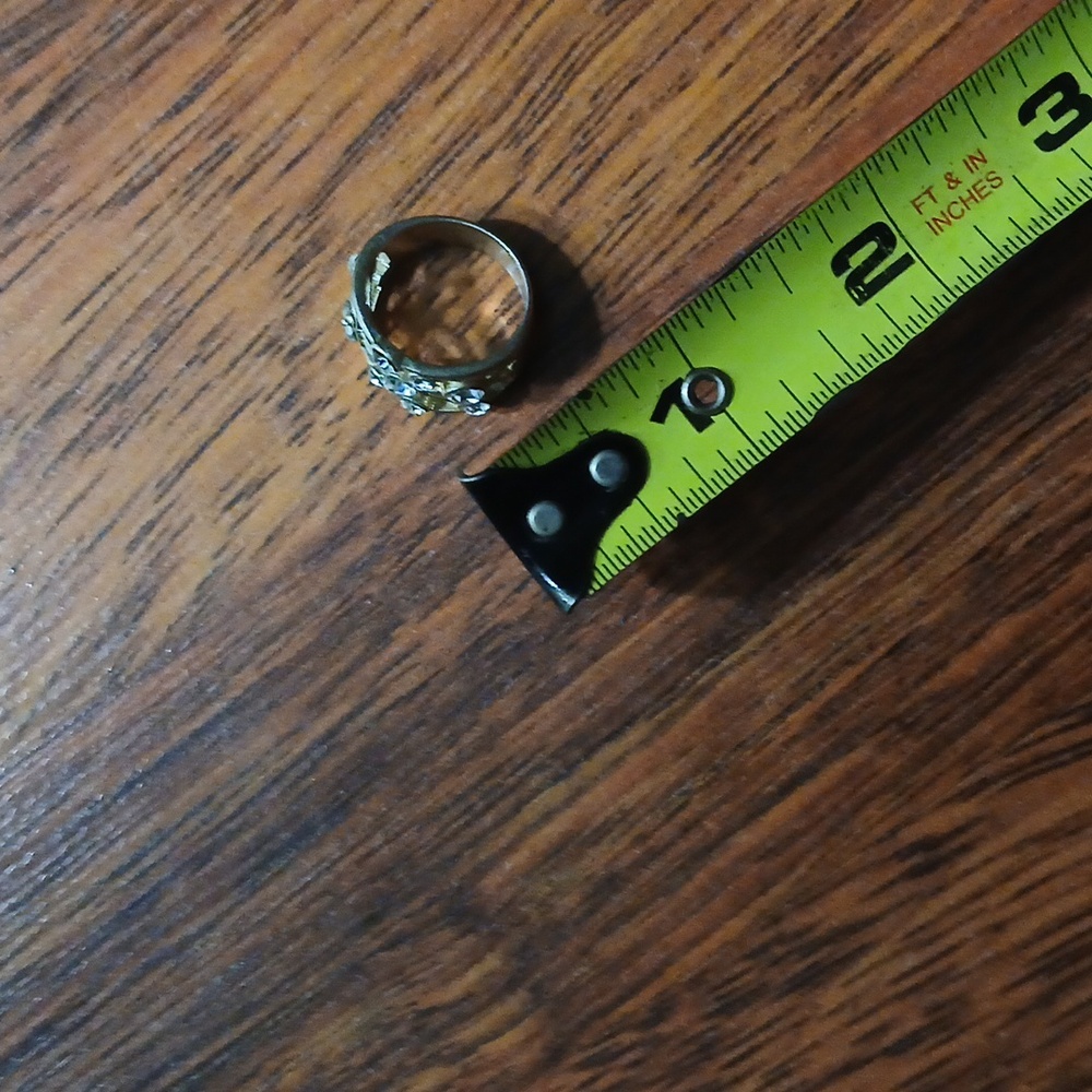 Ring‎ - Picture 5 of 6
